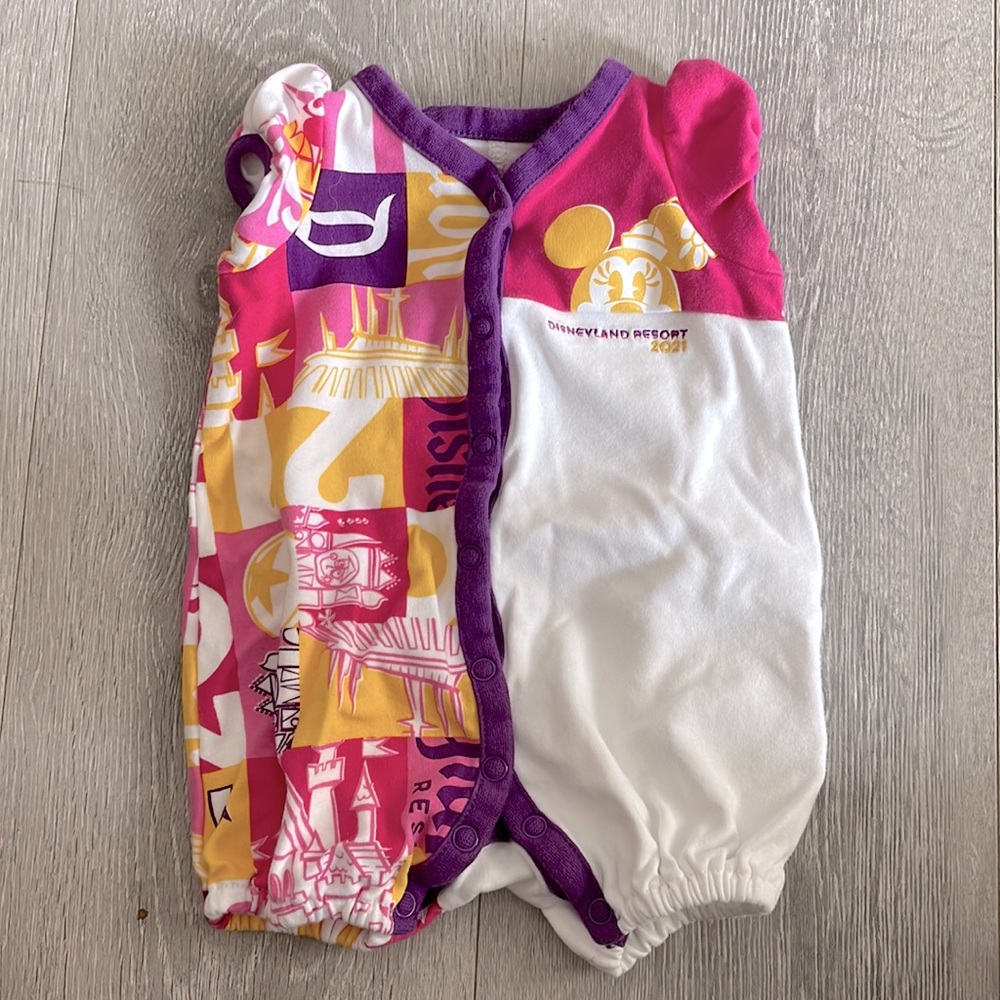 Disney Disneyland resort onesie (NB)